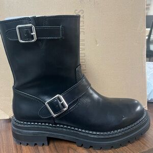 Steve Madden Black Boots